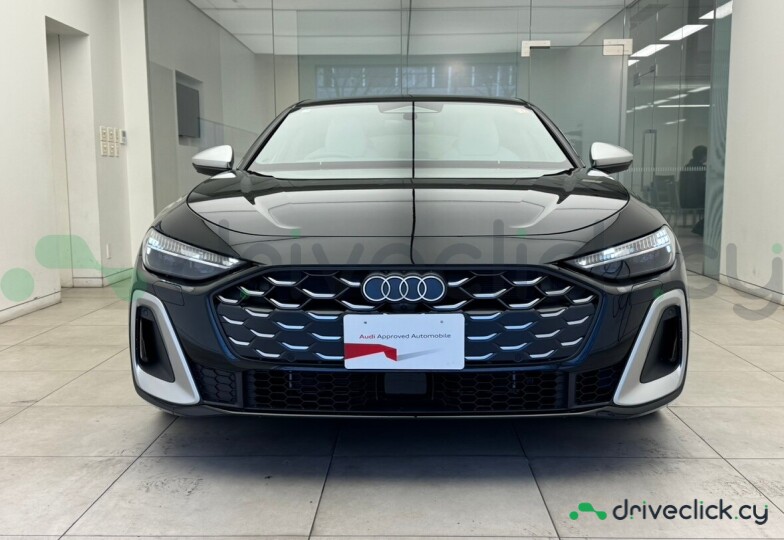 Audi S5 Черный