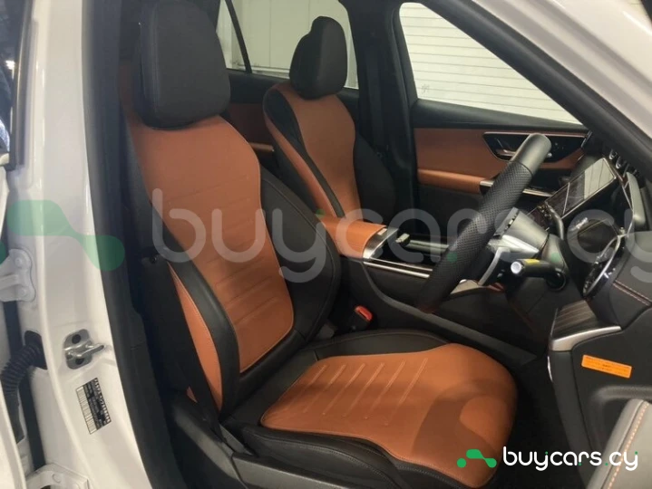 Mercedes GLC-class Белый