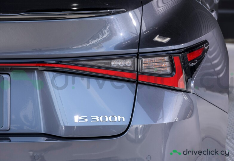Lexus IS Grey
