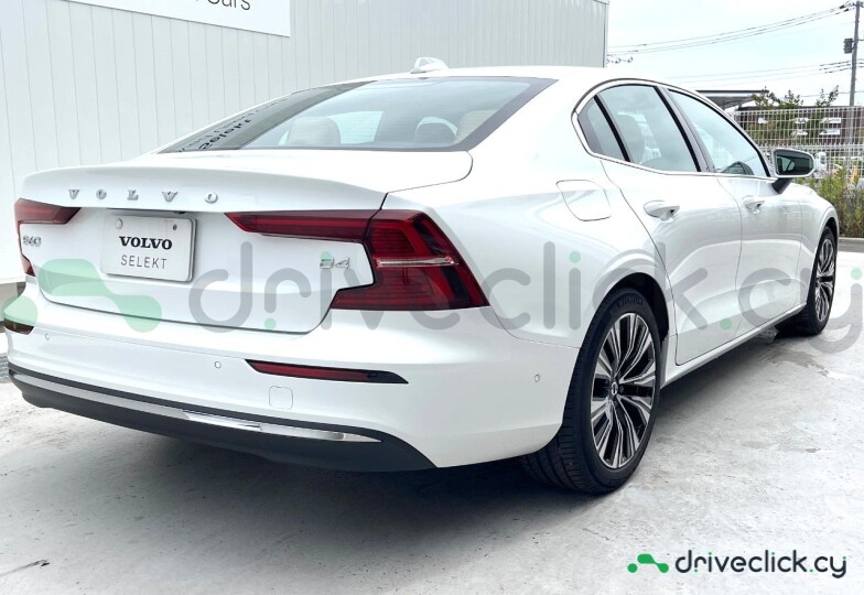 Volvo S60 White