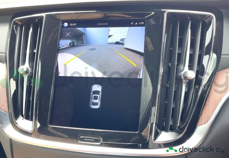 Volvo S60 White