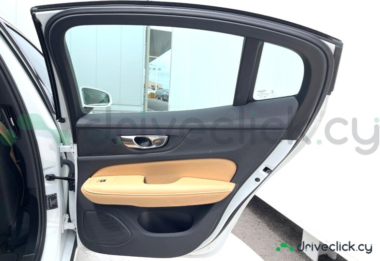 Volvo S60 White