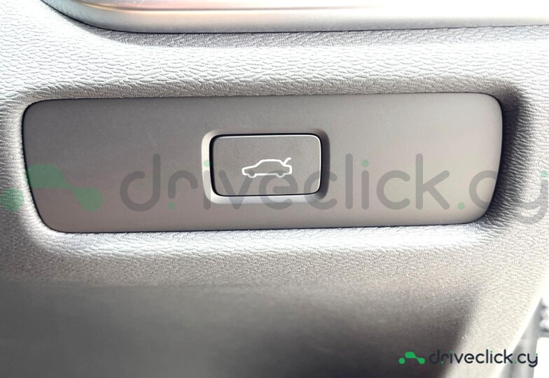 Volvo S60 White