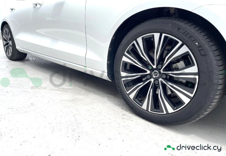 Volvo S60 White