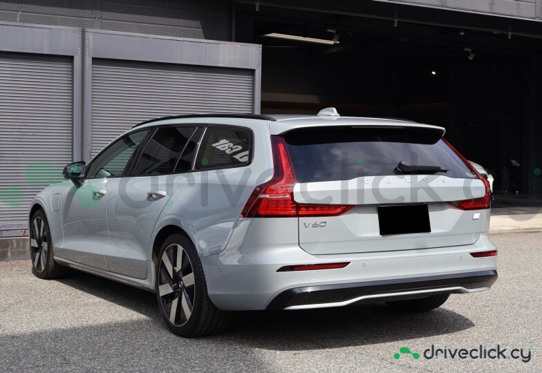 Volvo V60 Grey
