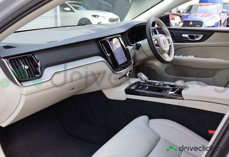 Volvo V60 Grey