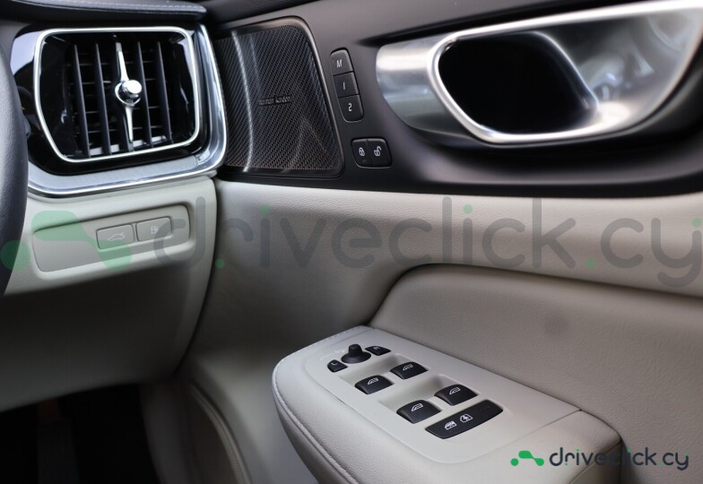 Volvo V60 Grey