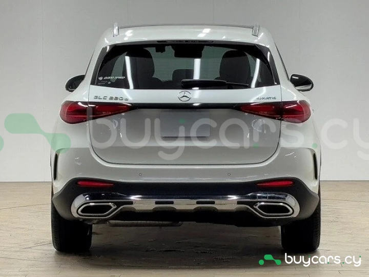 Mercedes GLC-class White