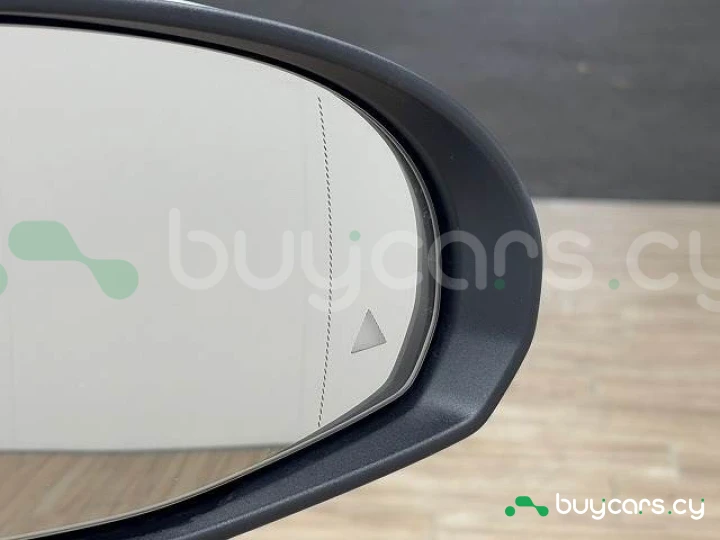 Mercedes GLC-class White