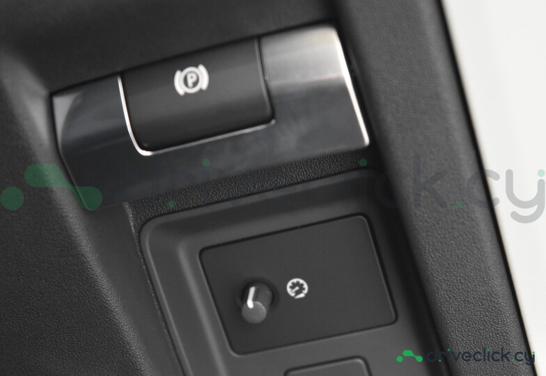 Land Rover Defender Other