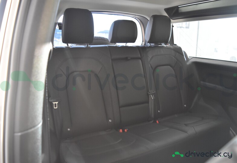 Land Rover Defender Other