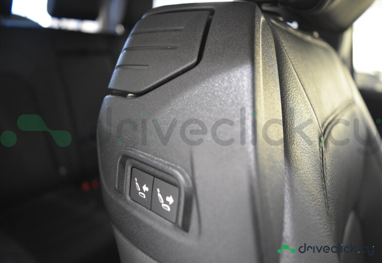 Land Rover Defender Other