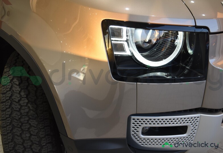 Land Rover Defender Other
