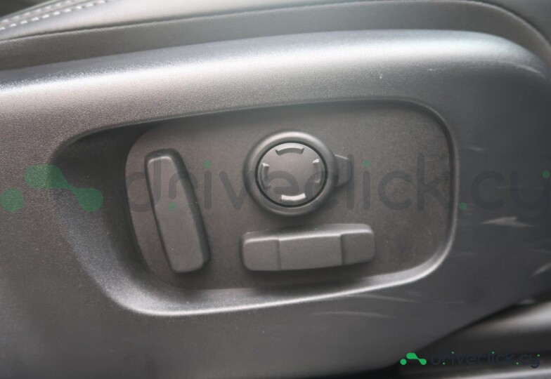 Land Rover Discovery Sport Grey