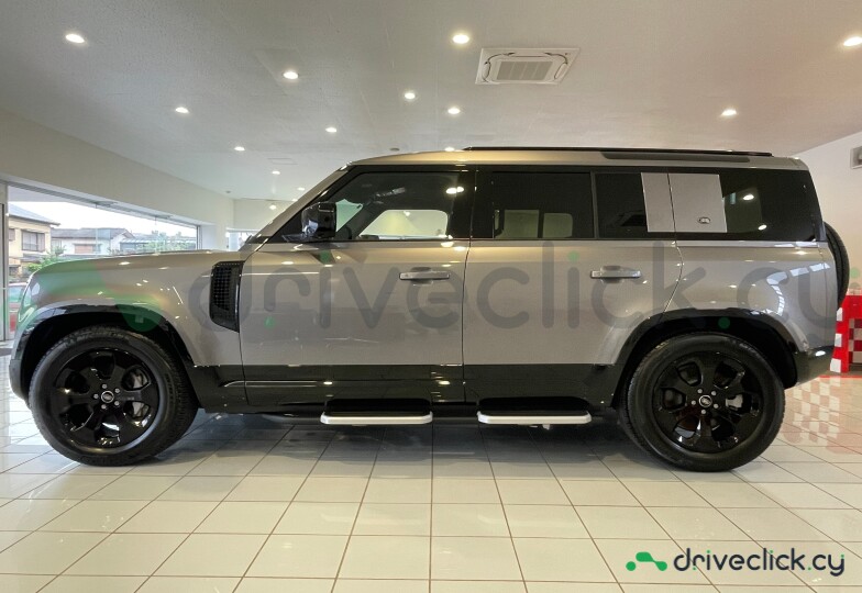 Land Rover Defender Grey