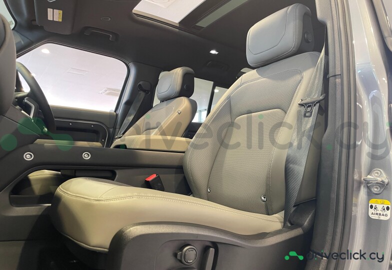 Land Rover Defender Grey