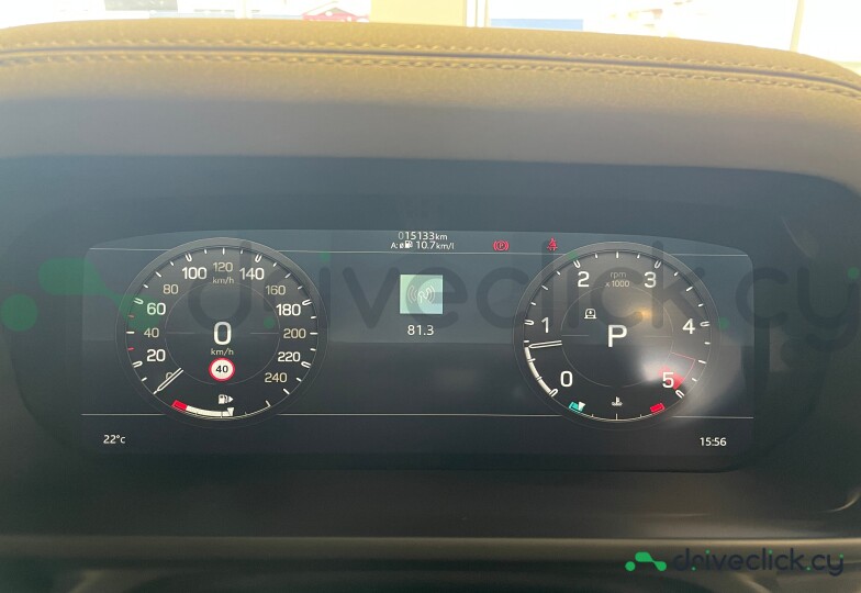 Land Rover Defender Grey
