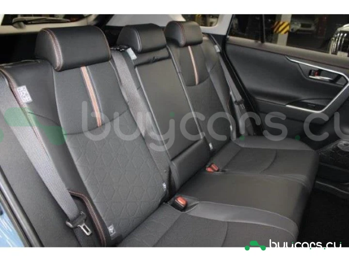 Toyota RAV4 Синий