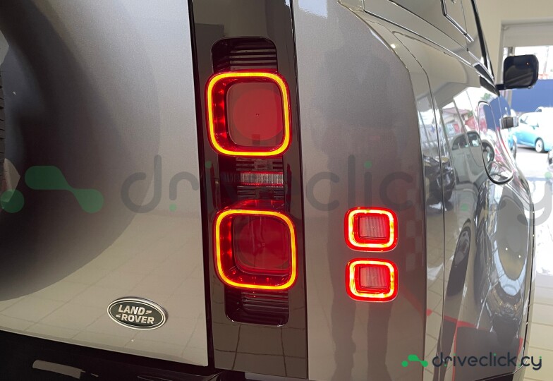 Land Rover Defender Grey