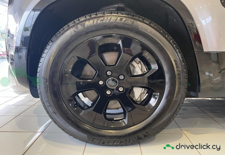 Land Rover Defender Grey