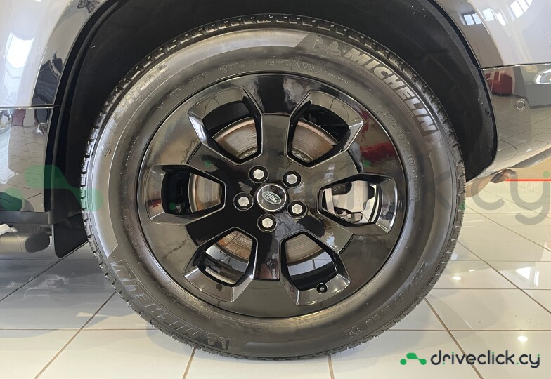 Land Rover Defender Grey
