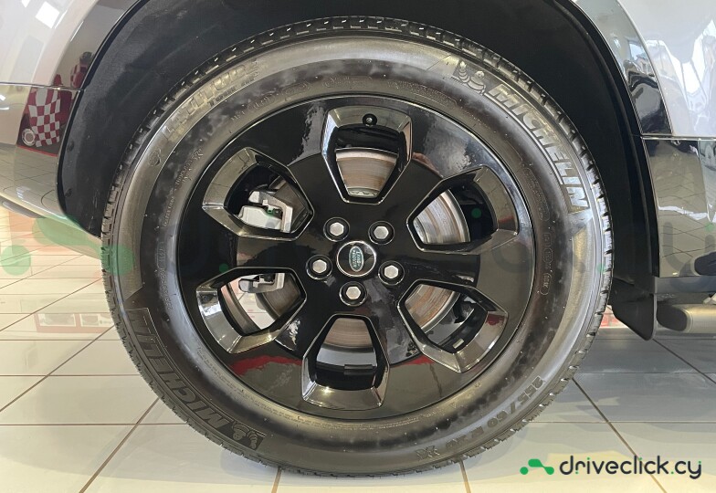 Land Rover Defender Grey