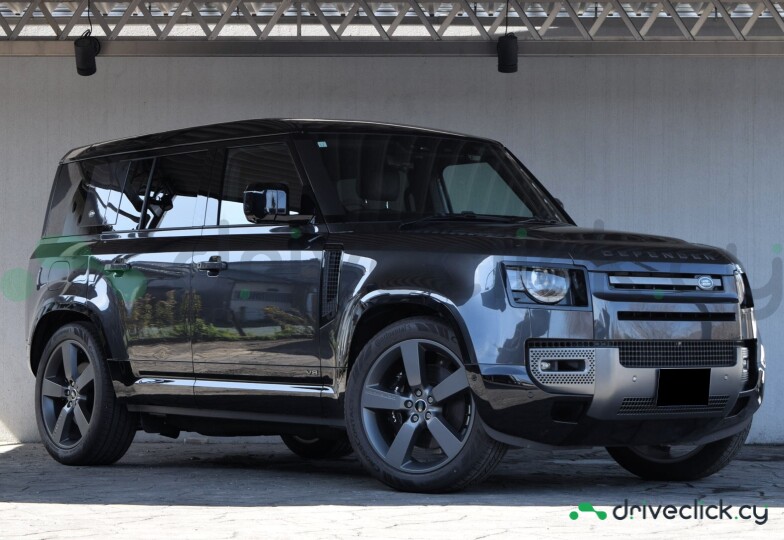 Land Rover Defender Black