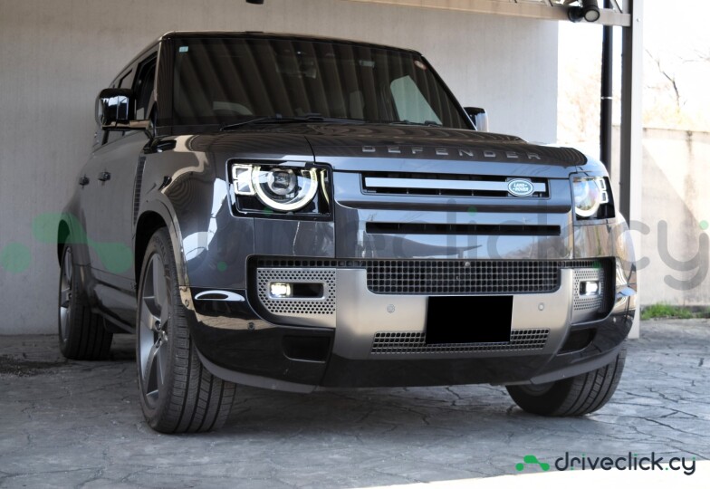 Land Rover Defender Black