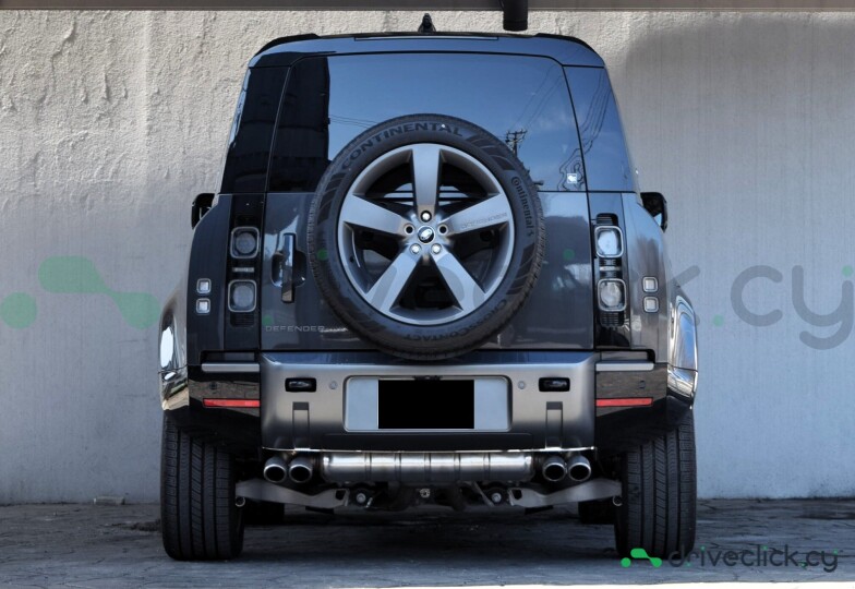 Land Rover Defender Black