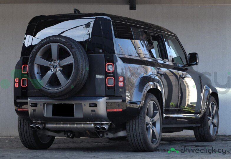 Land Rover Defender Black