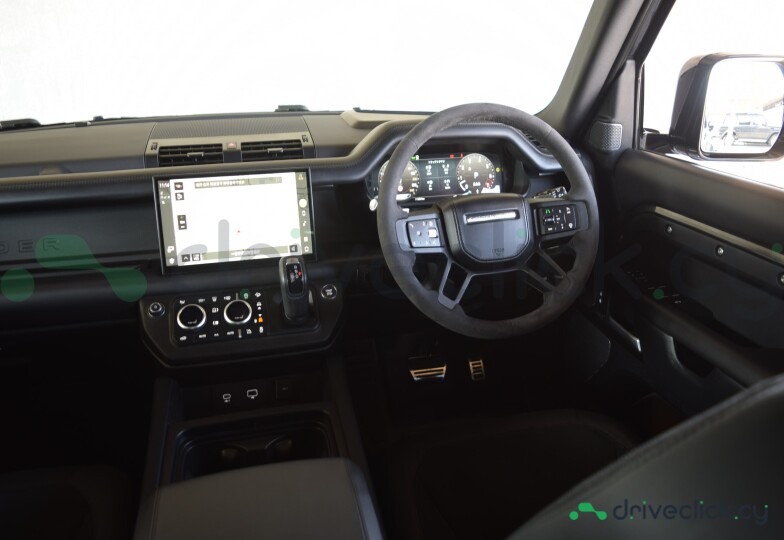 Land Rover Defender Black