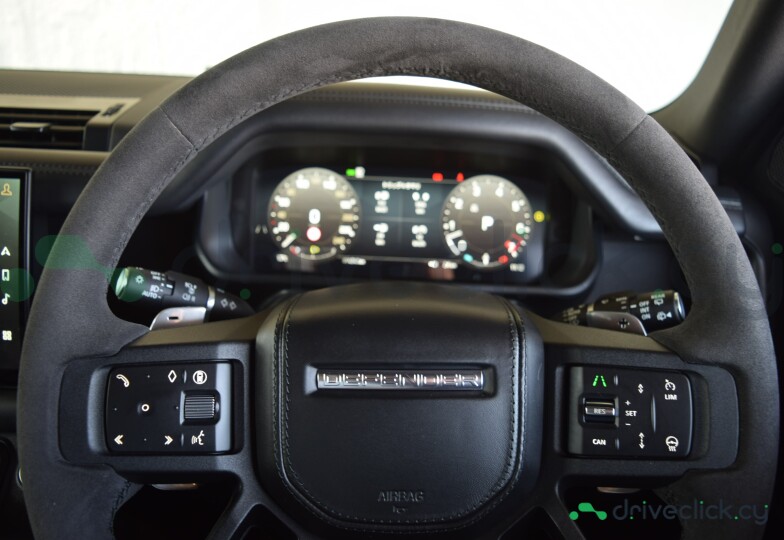 Land Rover Defender Black