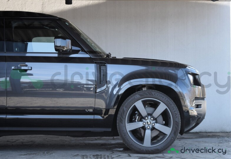 Land Rover Defender Black