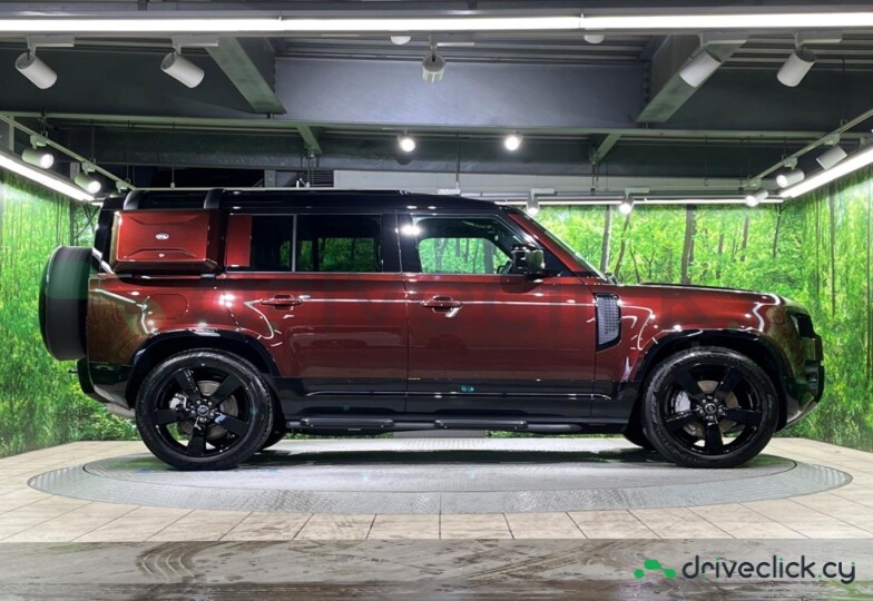 Land Rover Defender Dark red
