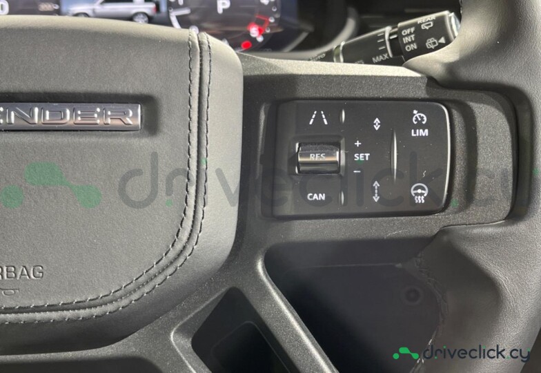 Land Rover Defender Dark red