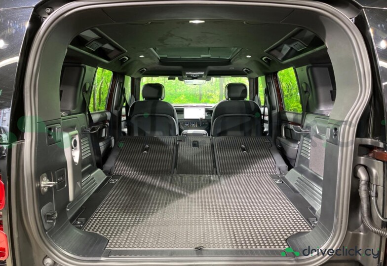 Land Rover Defender Dark red