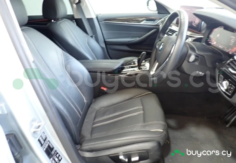 BMW 5 series Серый