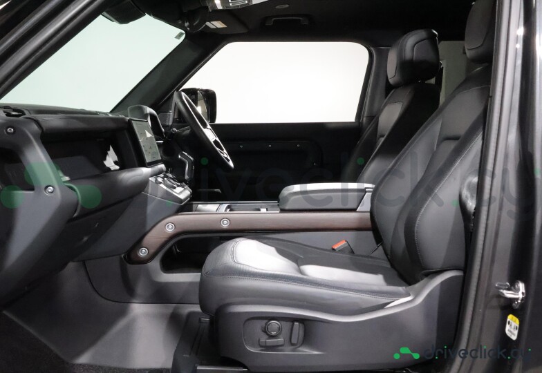 Land Rover Defender Black