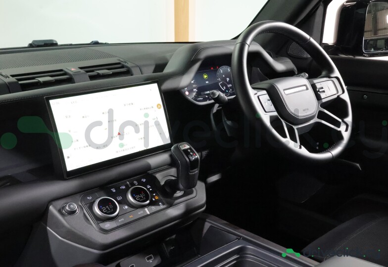 Land Rover Defender Black
