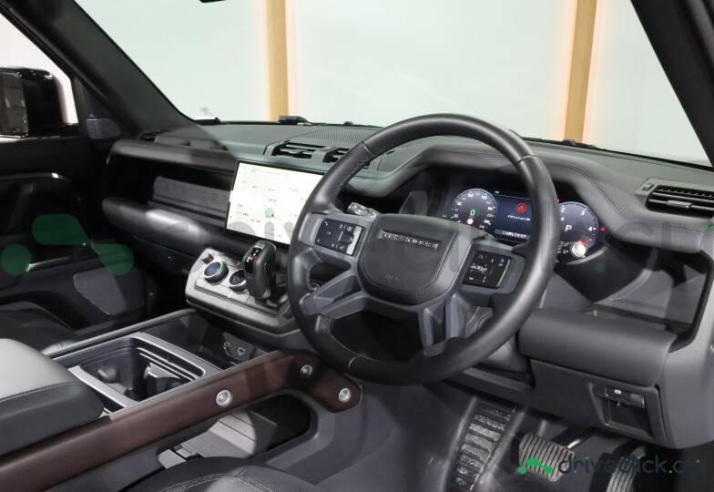 Land Rover Defender Black
