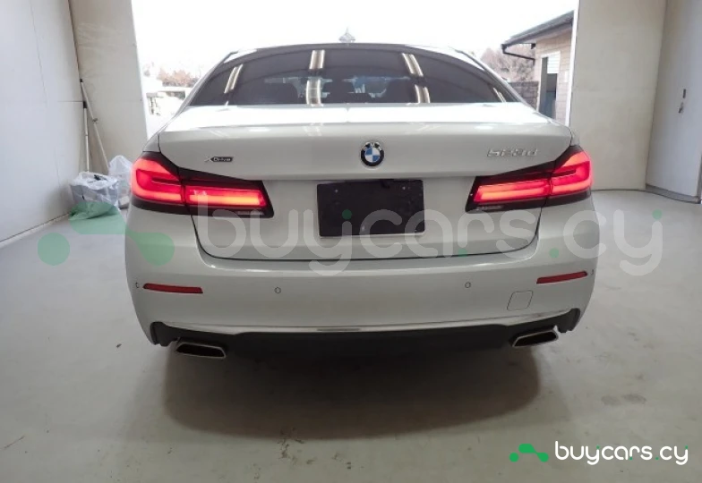 BMW 5 series Серый