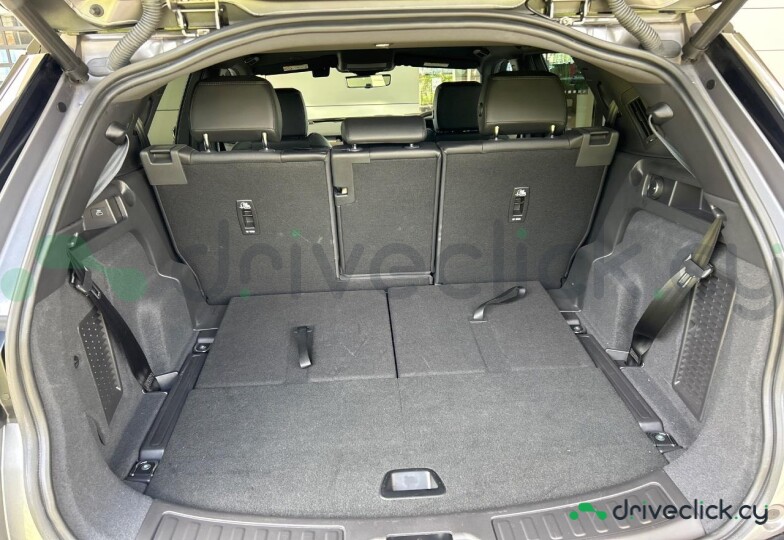 Land Rover Discovery Sport Grey