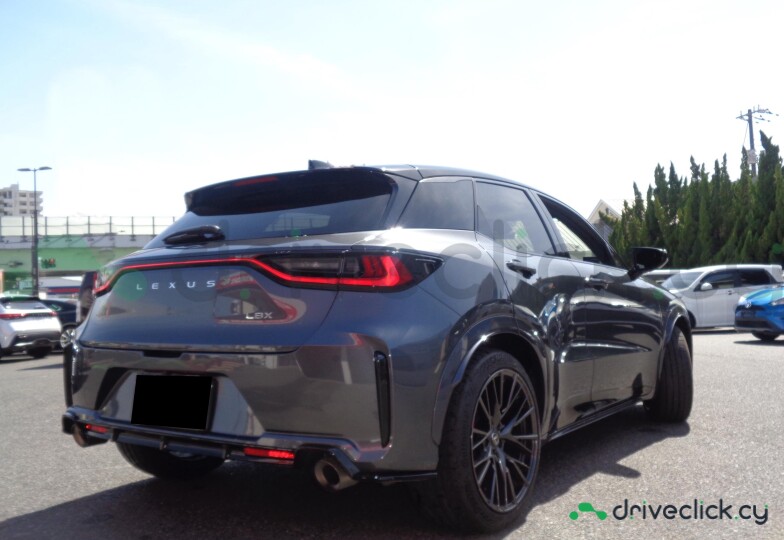 Lexus LBX Black