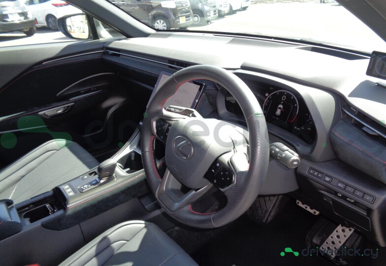 Lexus LBX Black
