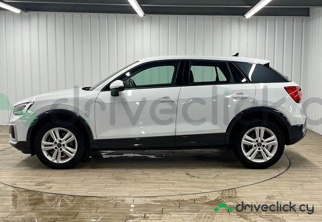 Audi Q2 White