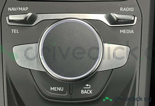 Audi Q2 White