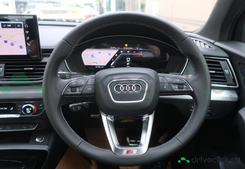 Audi Q5 Sportback Черный
