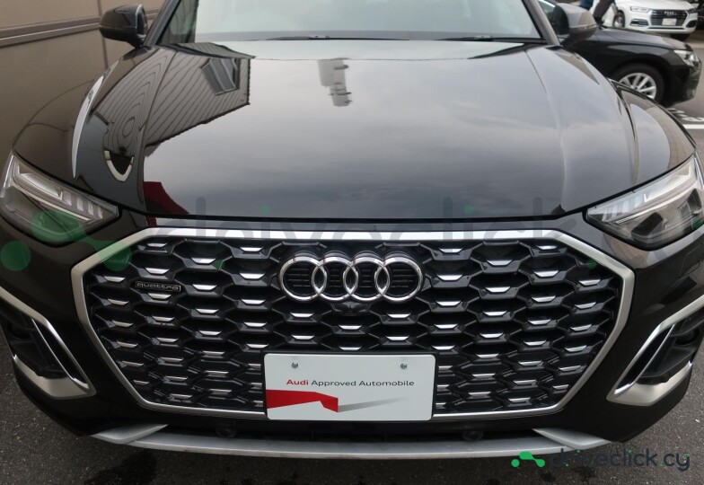 Audi Q5 Sportback Черный
