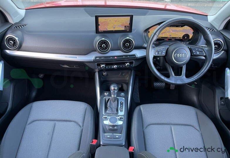 Audi Q2 Red