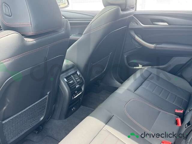 BMW X4 Black